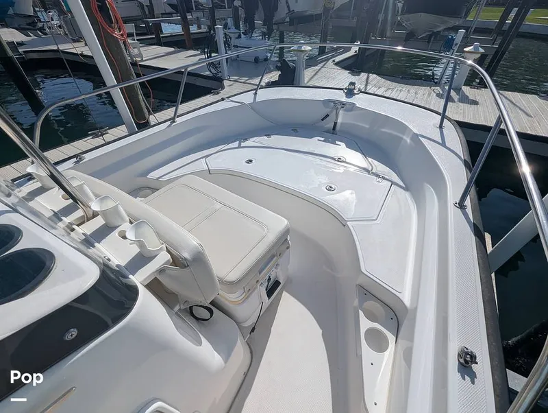 Slide: The Image of Boston Whaler 170 Montauk 2020 - 16318386