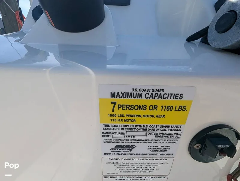 Slide: The Image of Boston Whaler 170 Montauk 2020 - 16318399