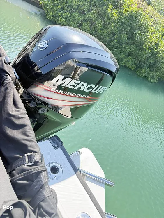 Slide: The Image of Boston Whaler 170 Montauk 2020 - 16307479