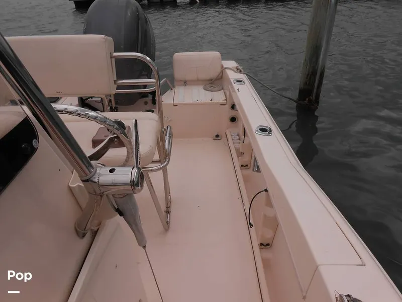 Slide: The Image of Grady-White Fisherman 180 2016 - 16387108