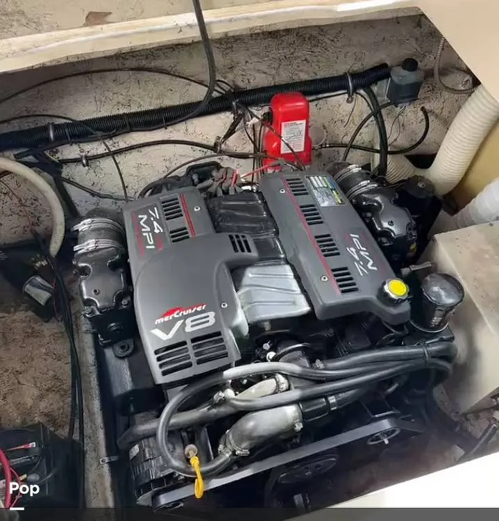 Slide: The Image of Rinker Fiesta Vee 270 1999 - 16288352