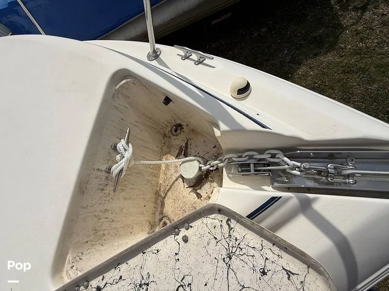 Slide: The Image of Rinker Fiesta Vee 270 1999 - 16314038