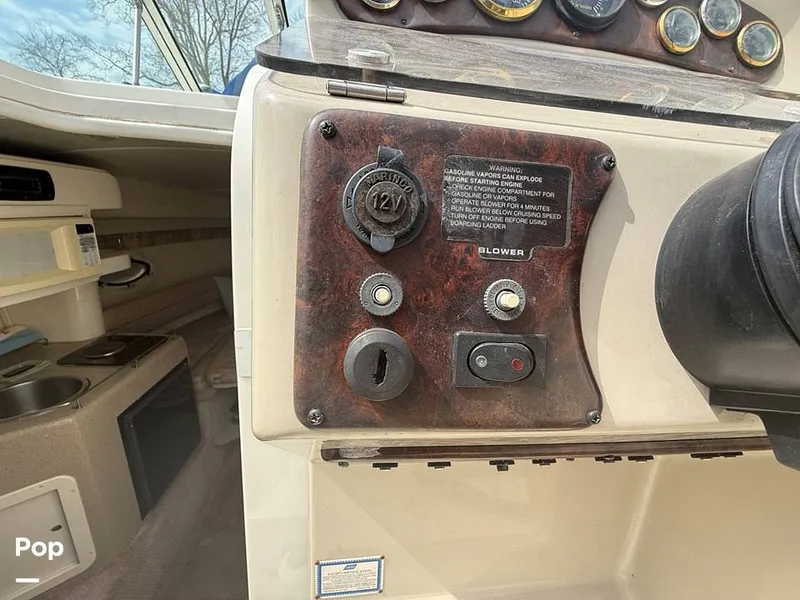 Slide: The Image of Rinker Fiesta Vee 270 1999 - 16314041