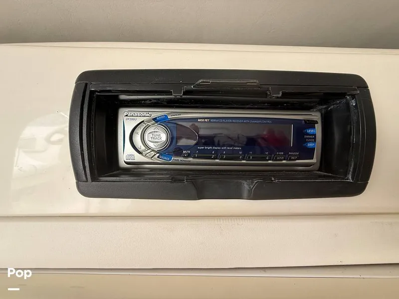 Slide: The Image of Rinker Fiesta Vee 270 1999 - 16313957