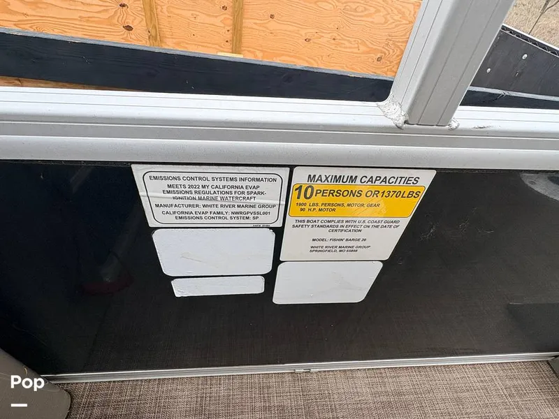 Slide: The Image of Sun Tracker Fishin' Barge 20 DLX 2023 - 16319576