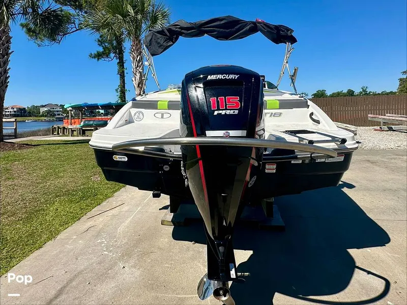 Slide: The Image of Tahoe T18 2024 - 16466775
