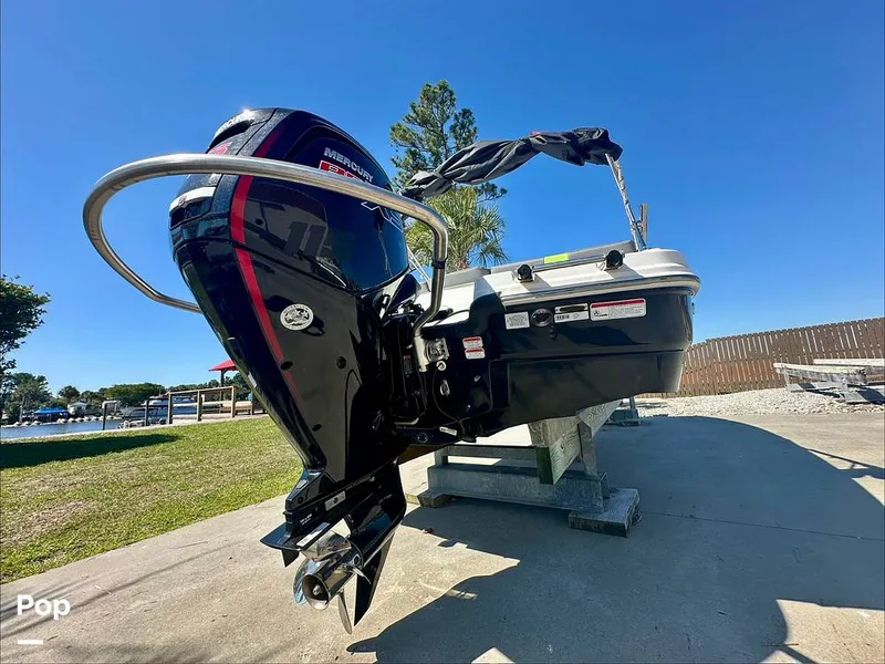 Slide: The Image of Tahoe T18 2024 - 16466703