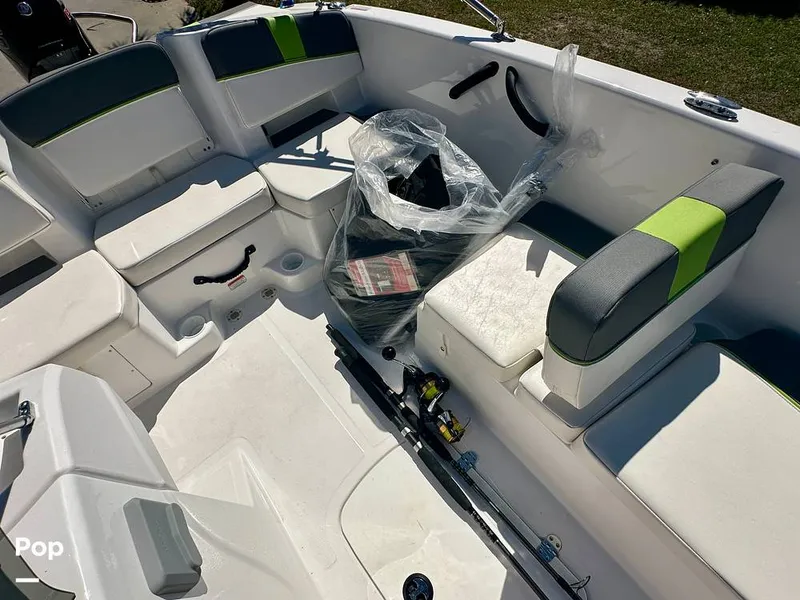 Slide: The Image of Transom Seating - 16466710