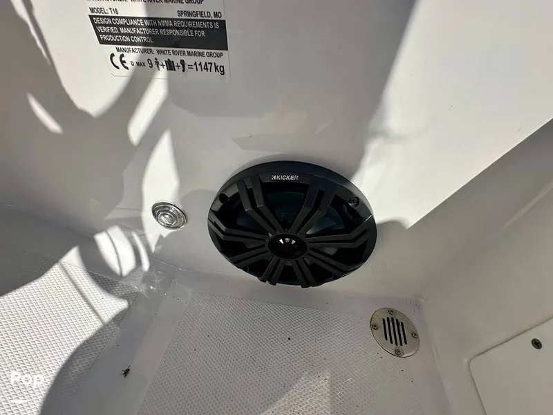 Slide: The Image of Exterior Speakers - 16466736