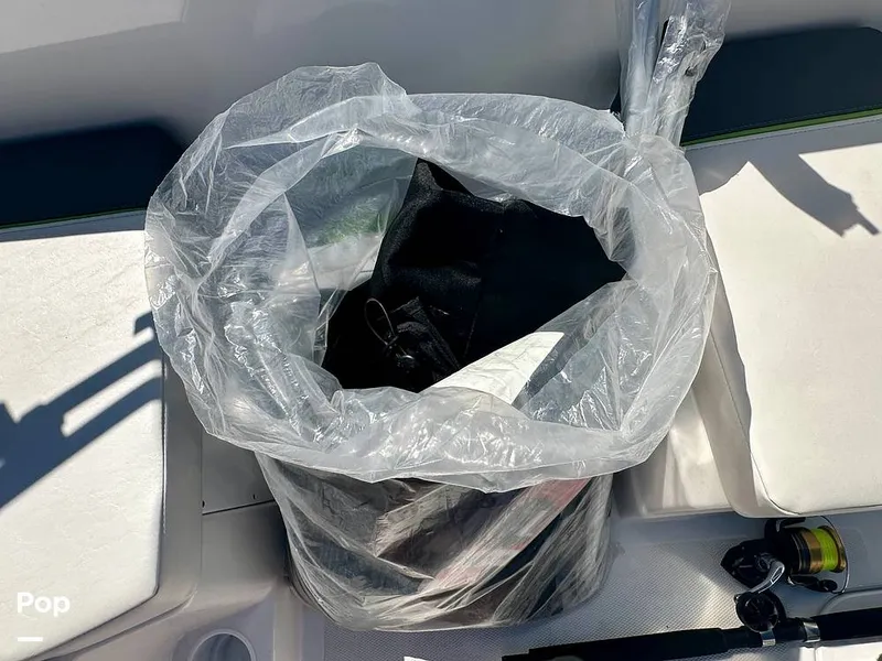 Slide: The Image of Tahoe T18 2024 - 16466746