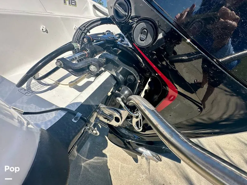 Slide: The Image of Tahoe T18 2024 - 16466770