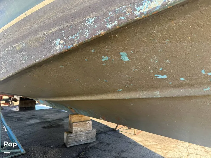 Slide: The Image of Chris-Craft Commander 31 Sports Express Flybridge 1970 - 16462555