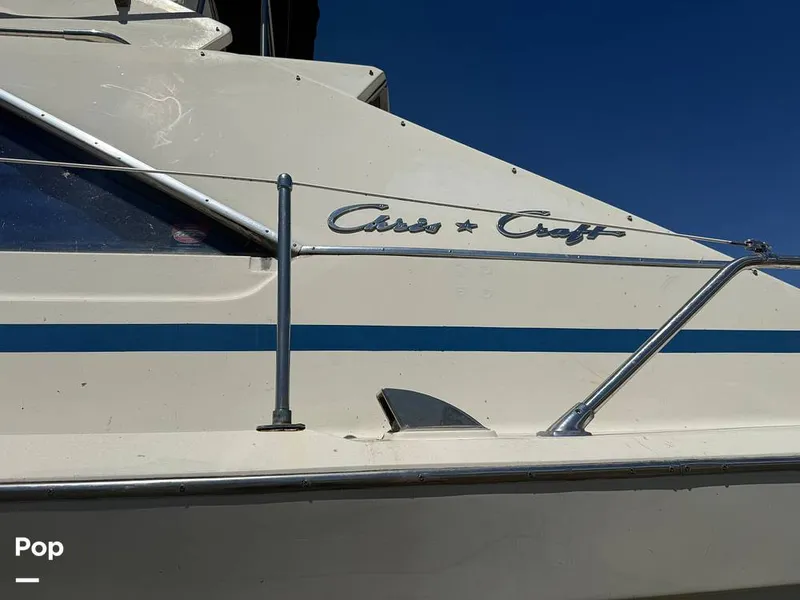 Slide: The Image of Chris-Craft Commander 31 Sports Express Flybridge 1970 - 16462559