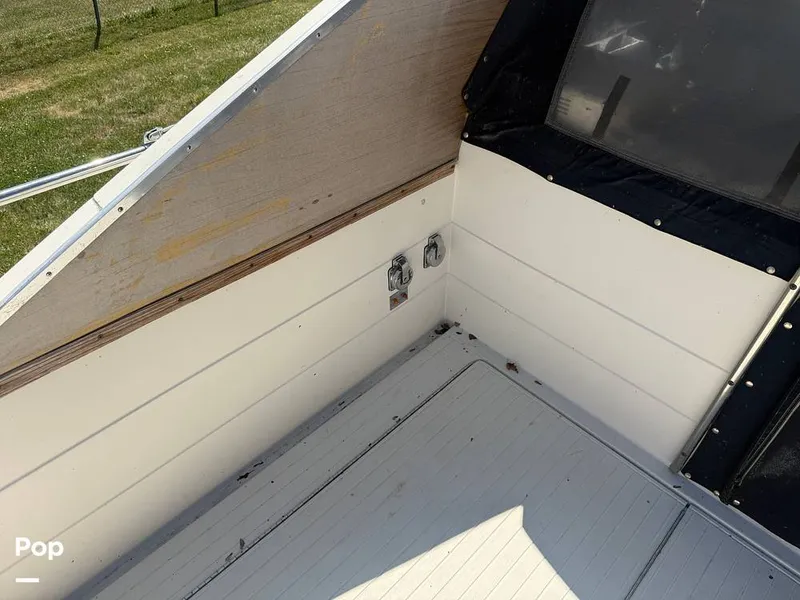 Slide: The Image of Chris-Craft Commander 31 Sports Express Flybridge 1970 - 16462594