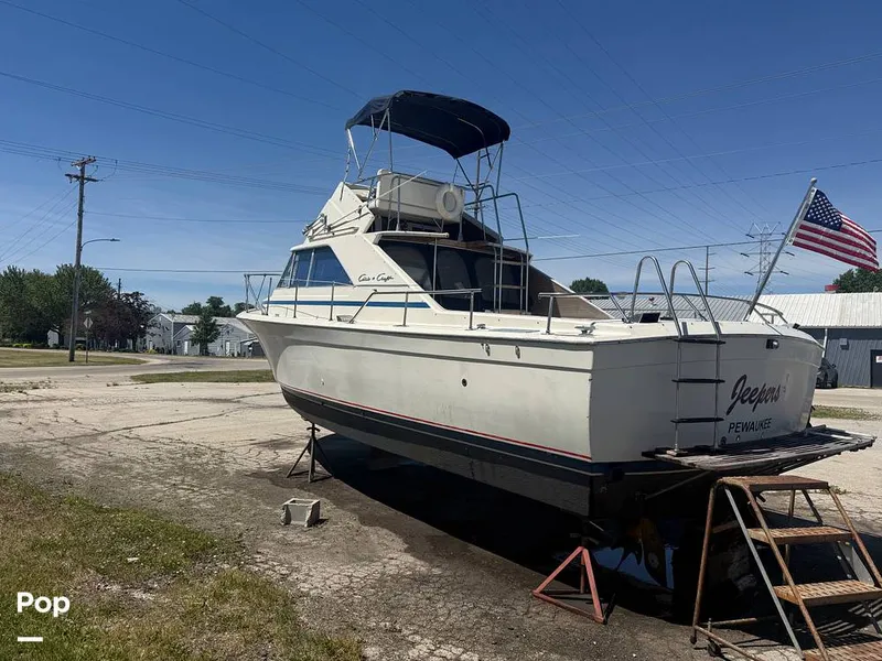 Slide: The Image of Chris-Craft Commander 31 Sports Express Flybridge 1970 - 16462544