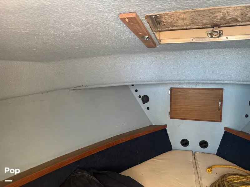 Slide: The Image of Chris-Craft Commander 31 Sports Express Flybridge 1970 - 16462624