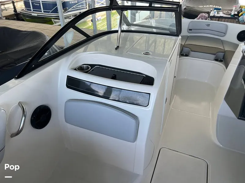 Slide: The Image of Bayliner VR6 OB 2024 - 16298627