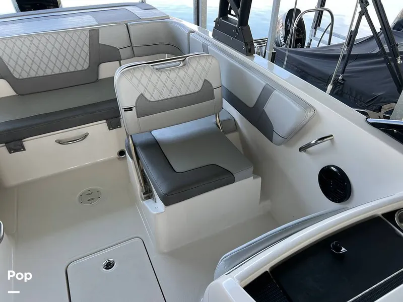 Slide: The Image of Bayliner VR6 OB 2024 - 16298628