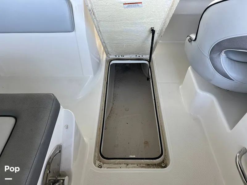 Slide: The Image of Bayliner VR6 OB 2024 - 16298636