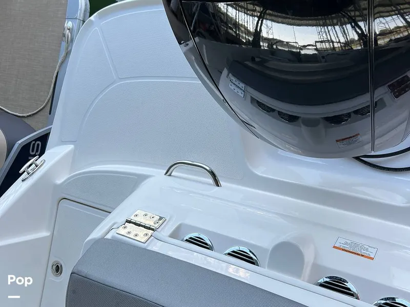 Slide: The Image of Bayliner VR6 OB 2024 - 16298640