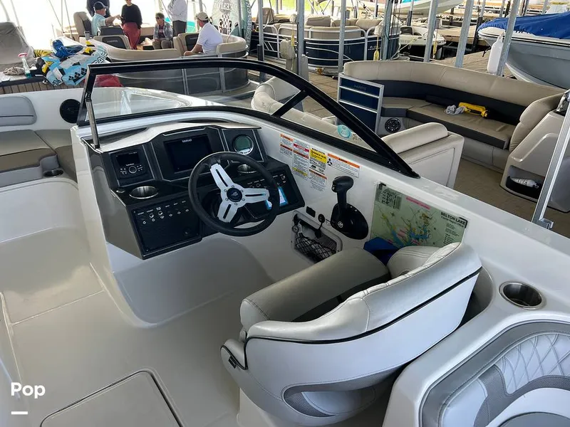 Slide: The Image of Bayliner VR6 OB 2024 - 16298619