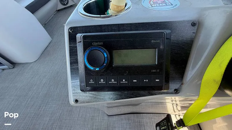 Slide: The Image of Harris CR 230 2022 - 16295714