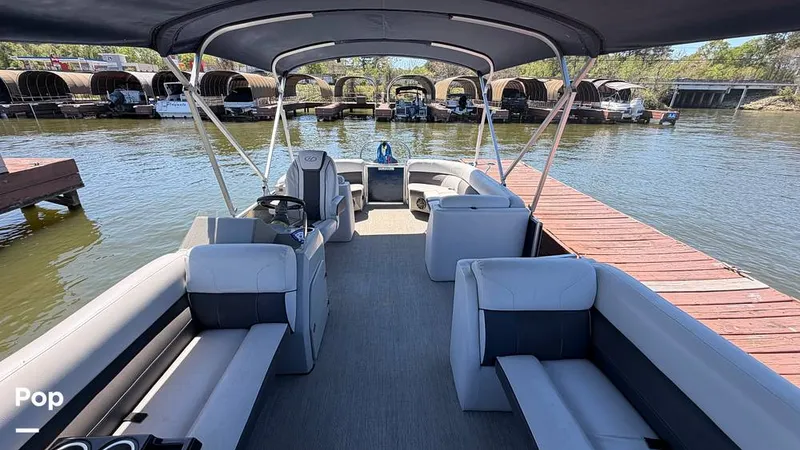 Slide: The Image of Harris CR 230 2022 - 16295560