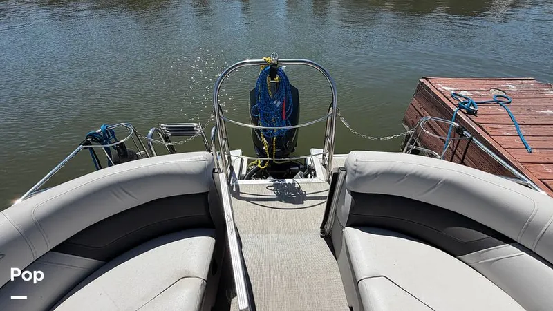 Slide: The Image of Harris CR 230 2022 - 16295738