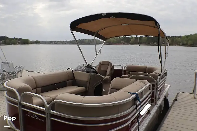 Slide: The Image of Sun Tracker Party Barge 20 DLX 2023 - 16352536