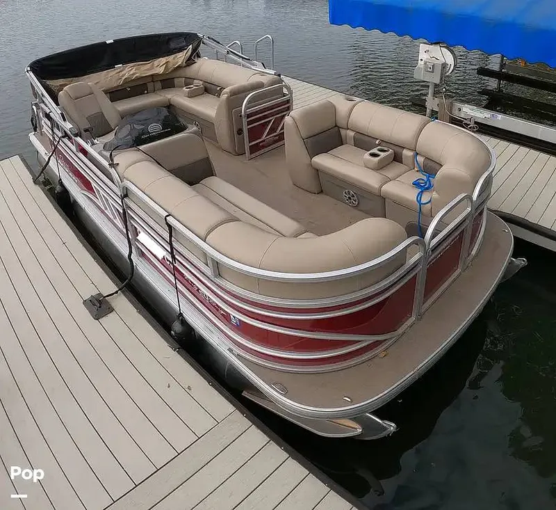 Slide: The Image of Sun Tracker Party Barge 20 DLX 2023 - 16352539