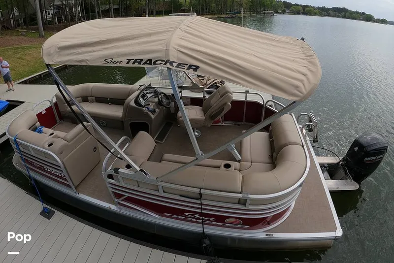Slide: The Image of Tracker Sun Tracker Party Barge 20DLX 2023 - 16319783