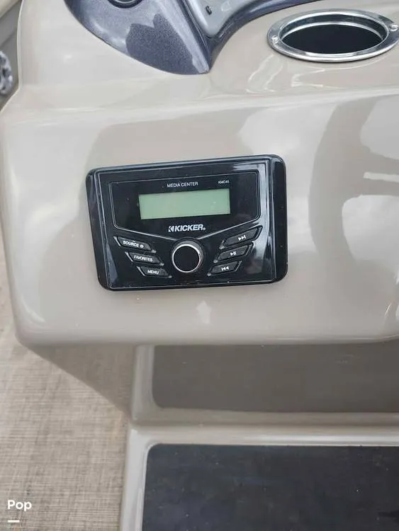 Slide: The Image of Tracker Sun Tracker Party Barge 20DLX 2023 - 16292331