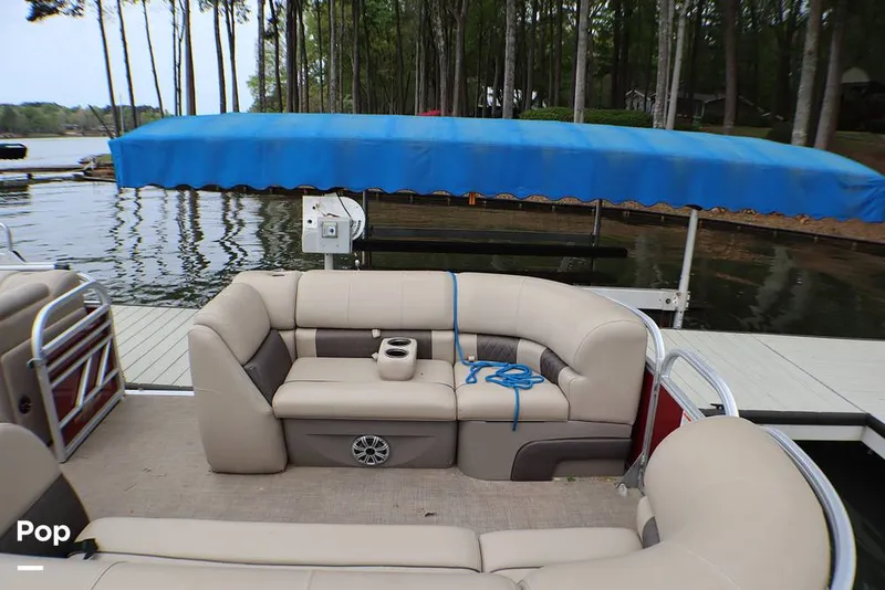 Slide: The Image of Tracker Sun Tracker Party Barge 20DLX 2023 - 16319735