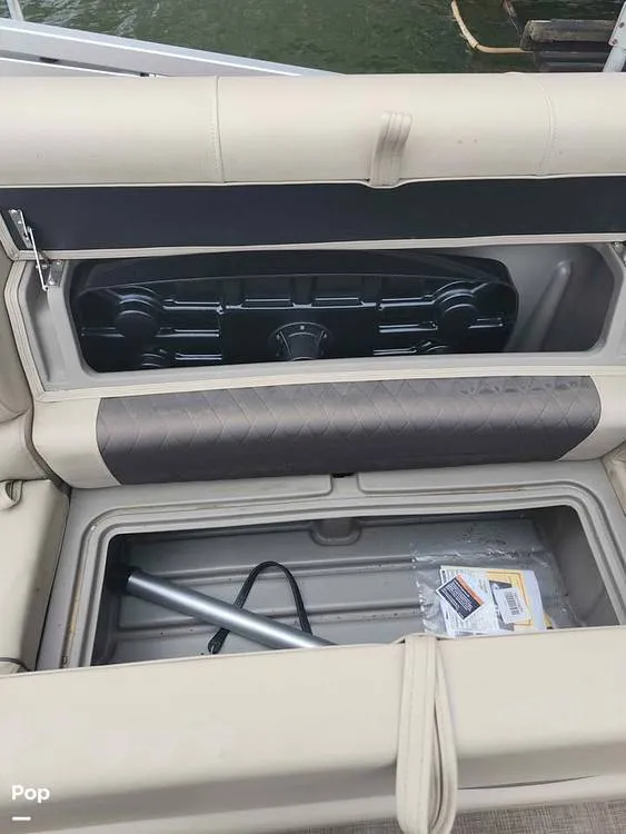 Slide: The Image of Tracker Sun Tracker Party Barge 20DLX 2023 - 16292333