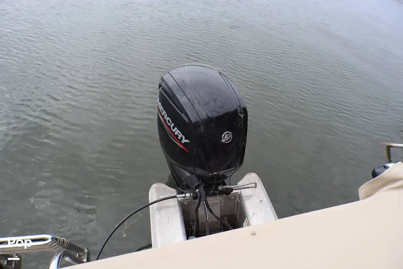 Slide: The Image of Tracker Sun Tracker Party Barge 20DLX 2023 - 16319752