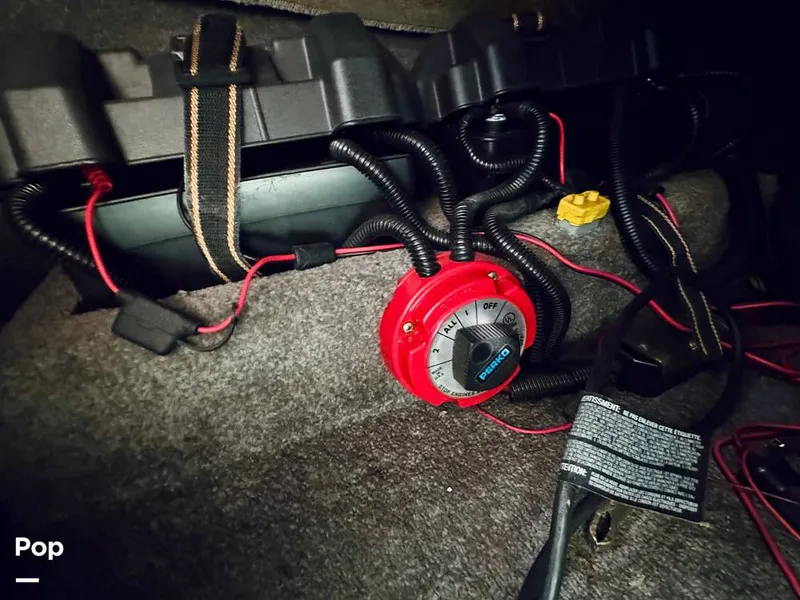 Slide: The Image of MB Sports Tomcat F23 2008 - 16336057