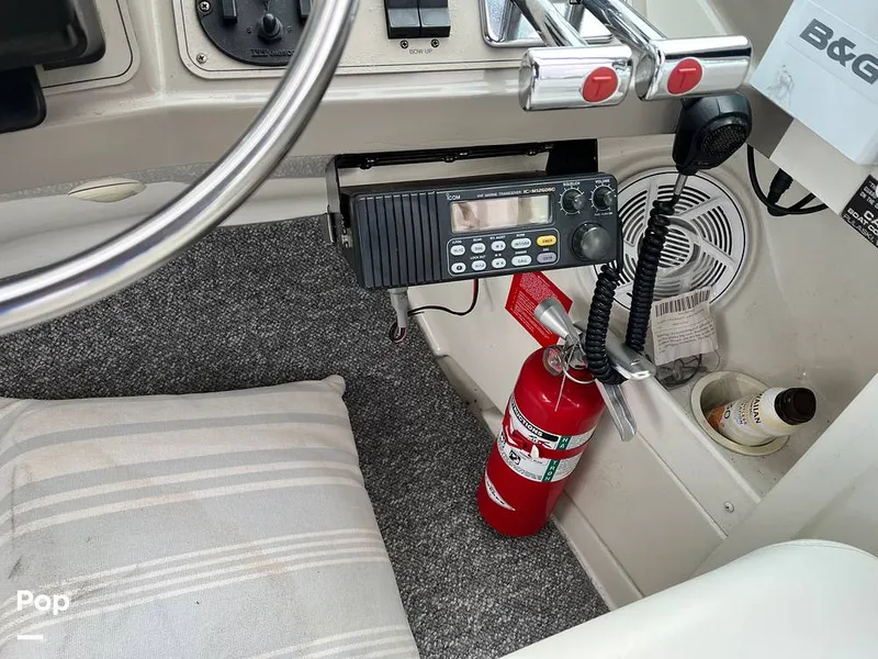 Slide: The Image of Carver Yachts Mariner 350 Diesel 1998 - 16818683