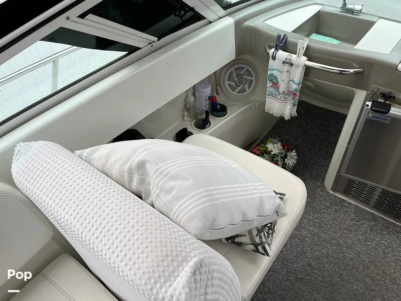 Slide: The Image of Carver Yachts Mariner 350 Diesel 1998 - 16818665