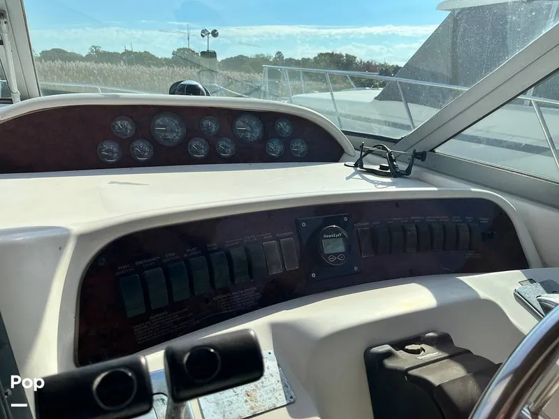 Slide: The Image of Sea Ray 330 Sundancer 1995 - 16819374