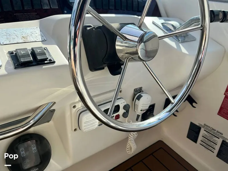Slide: The Image of Sea Ray 330 Sundancer 1995 - 16819373