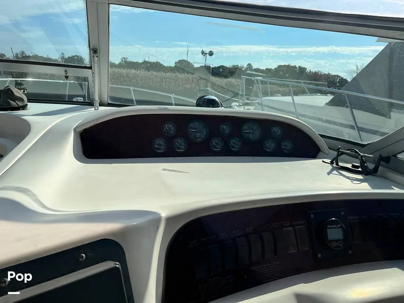 Slide: The Image of Sea Ray 330 Sundancer 1995 - 16819375