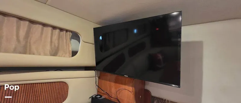 Slide: The Image of Rinker Fiesta Vee 342 2005 - 16312018