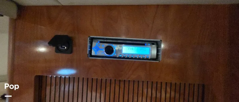 Slide: The Image of Rinker Fiesta Vee 342 2005 - 16312036