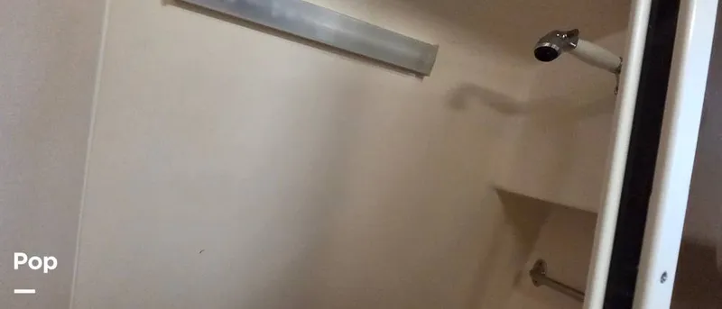 Slide: The Image of Rinker Fiesta Vee 342 2005 - 16312039