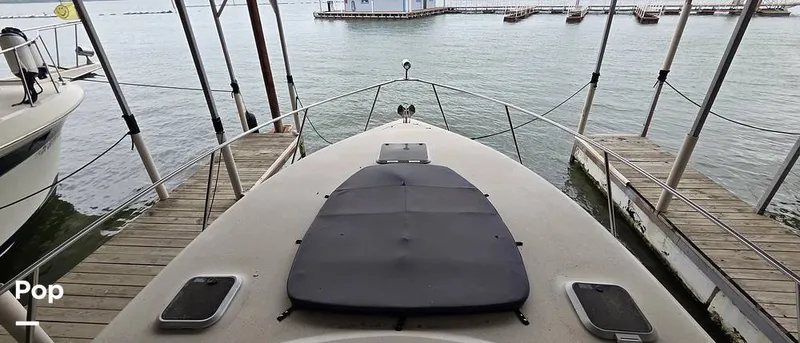 Slide: The Image of Rinker Fiesta Vee 342 2005 - 16312051