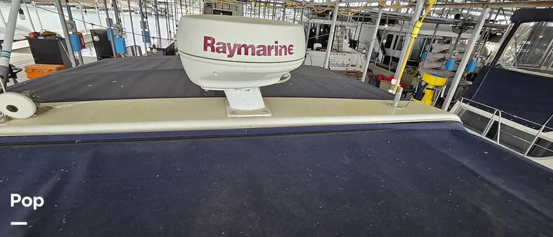 Slide: The Image of Rinker Fiesta Vee 342 2005 - 16312053