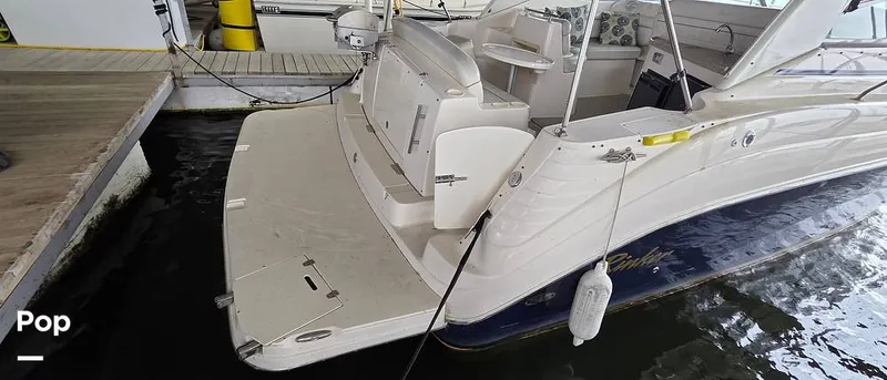 Slide: The Image of Rinker Fiesta Vee 342 2005 - 16311927