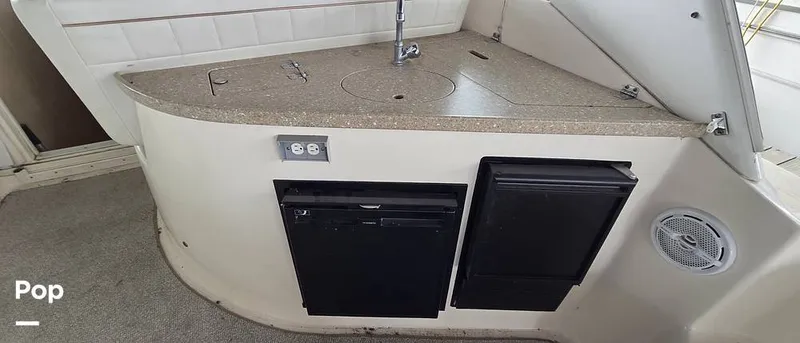 Slide: The Image of Rinker Fiesta Vee 342 2005 - 16311986