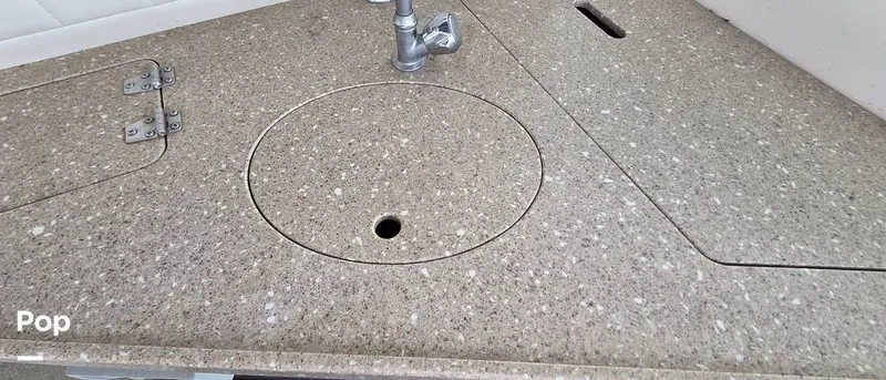 Slide: The Image of Rinker Fiesta Vee 342 2005 - 16311988