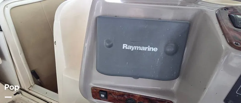 Slide: The Image of Rinker Fiesta Vee 342 2005 - 16311996